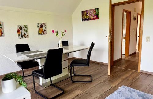 Moehnesee Apartment | Family-Friendly Getaway at Möhne Ferienwohnung