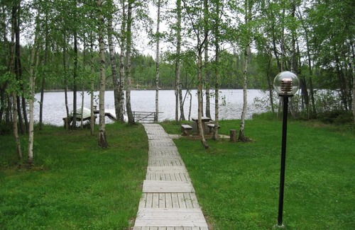 Mikkeli House | Charming Mökki Eteläranta: Oceanfront Retreat with Beach Access