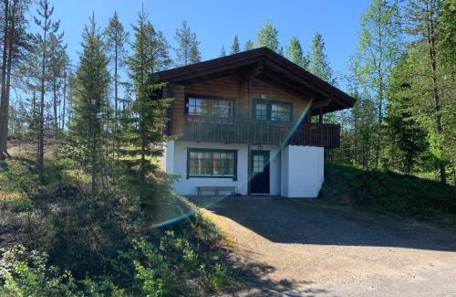 Taivalkoski Ski Chalet | Cozy Mökki Mäntyniemi: Family and Pet-Friendly Retreat