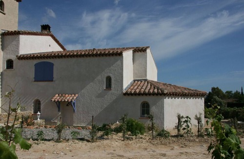 Le Castellet House | Family-Friendly Mökki Sainte Anne du Castellet Retreat