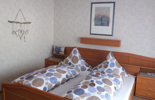 Bad Kreuznach Bed & Breakfast | Discover Mönchbergerhof Müller: Guest Rated 8/10