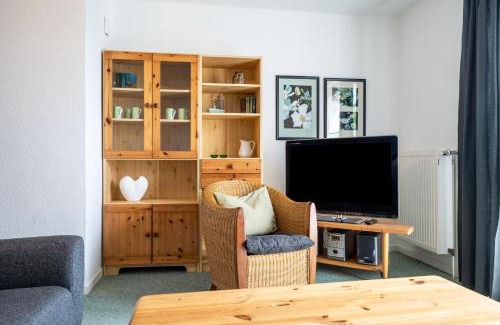 Meschendorf Apartment | Oceanfront Family Retreat at Möve Aba Apartment 22