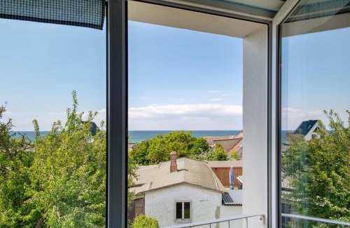 Meschendorf Apartment | Seaside Family Retreat at Möve Aba Appartment 44