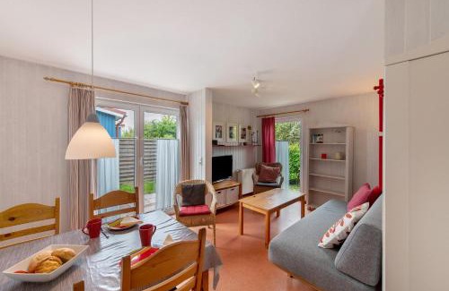 Meschendorf House | Oceanfront Retreat: Möve Aba Bungalow 67 with Pet-Friendly Perks