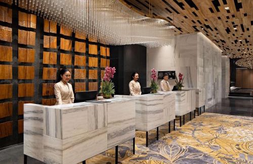 Gambir Hotel | Elegant Mövenpick Hotel Jakarta City Centre with Spa & Pool