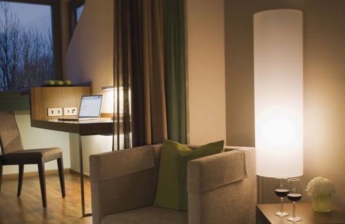 Hallbergmoos Hotel | Discover Mövenpick Hotel München Airport - 4-Star Excellence