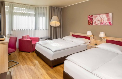 Hallbergmoos Hotel | Discover Mövenpick Hotel München Airport - 4-Star Excellence