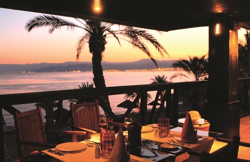 Aqaba Hotel | Experience Mövenpick Resort & Residences Aqaba with Ocean Views