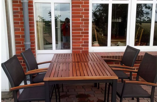 Daenschendorf Apartment | Ocean View Retreat at Mühlenblick - Pet Friendly & Family Suited
