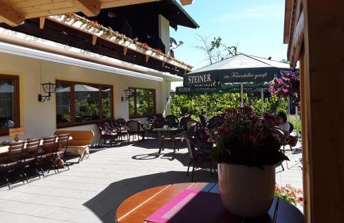 Bergen Hotel | Discover Mühlwinkler Hof: Family-Friendly Retreat Awaits