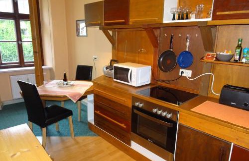 Altstadt Apartment | Explore Müllers Ferienwohnung in Görlitz's Historic Center