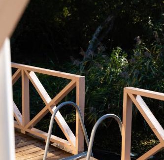 Baltic Sea Apartment | Discover MĖLYNOJO KARPIO PIRTIES NAMAS: Pet-Friendly Escape
