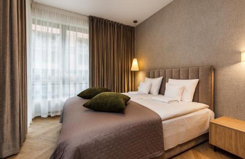 Mlyniska Apartment | Guest Rated: Młode Miasto Doki Apartments with Breakfast
