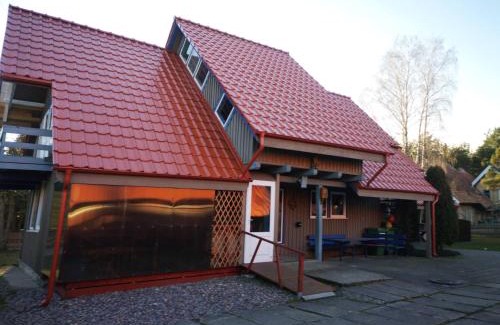 Neringa House | Family-Friendly Retreat at Mūsų kiemas with Kitchen Access