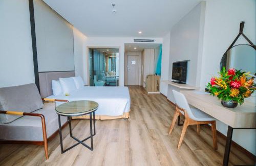 Nghi Xuan Hotel | Indulge in Mường Thanh Luxury Xuân Thành with Pool & Hot Tub
