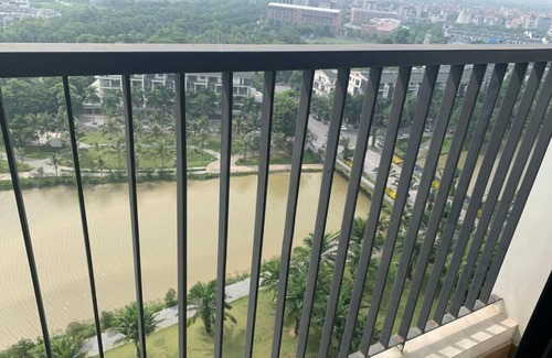 Van Giang Apartment | Lakeview Escape at MỘC MIÊN 2 HOMESTAY with Pool Access