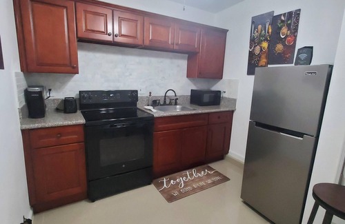 Sunrise Manor Apartment | Top-Rated M&A Cozy Studio with Spa & Pet-Friendly Options