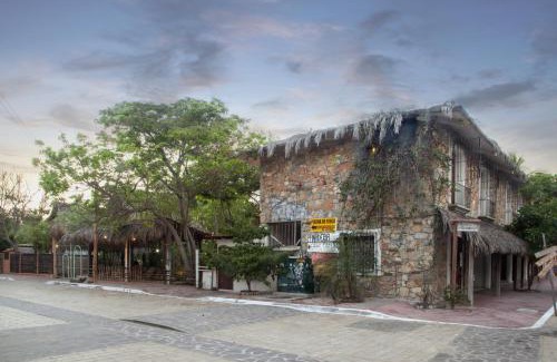 San Pedro Pochutla House | Pet-Friendly Marea Viva: Highly Rated Retreat Awaits