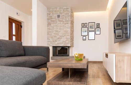 Valbandon Apartment | Oceanfront Bliss at M & A Valbandon, Fažana - 4 Star Stay
