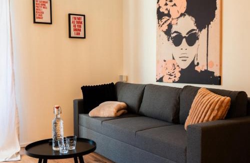 Landau in der Pfalz Apartment | M Apartment Charme: Cozy Retreat for Families & Pets