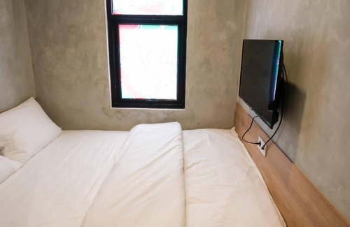 Binong Hotel | Delightful M Cabin Karawaci with Complimentary Breakfast