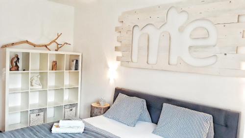 Horni Marsov Apartment | Cozy M+E Hotel: Rated 9/10, Pet Friendly & Breakfast Included