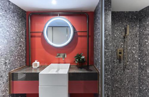 Downtown Beijing Hotel | Top-Rated M Hotel near Tiananmen Square & Qianmen Subway