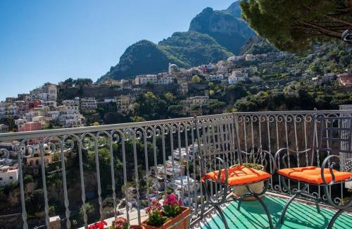 Liparlati Apartment | Delightful M'incanto: Pet and Child Friendly Retreat