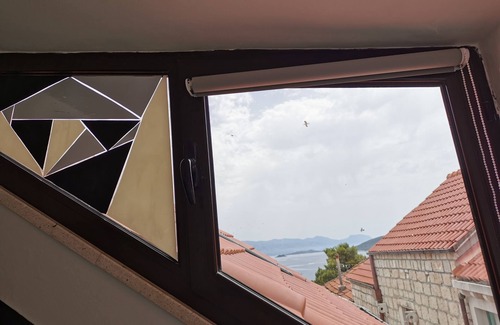 Cove Tri Zala (Zrnovo) Apartment | Exceptional M & J Central Suites: Guest Rated 9.8/10