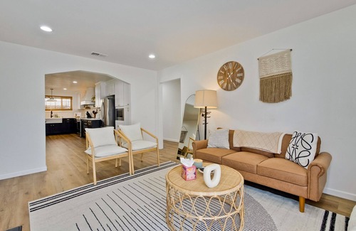San Jose House | Modern SFH with AC, WiFi & Family-Friendly Amenities