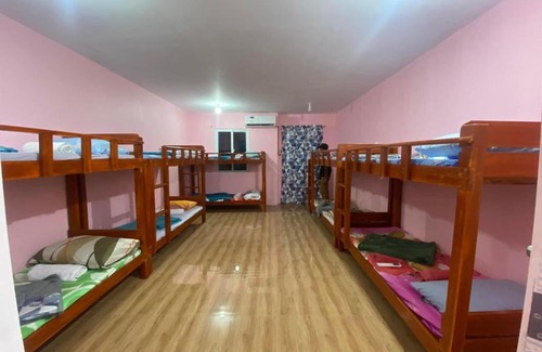 Bacong Apartment | Pet-Friendly M&L Property with Pool & Family Amenities