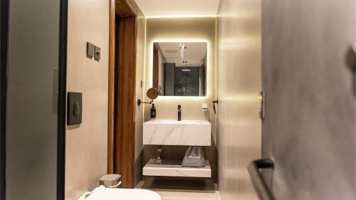 Al-Rawdah Apartment | M&M APT Self check-in Not stodio