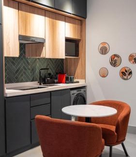 Al-Rawdah Apartment | M&M APT Self check-in Not stodio
