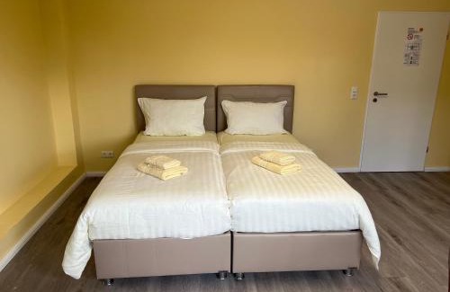 Neu Wulmstorf Hotel | Comfortable M&M Hotel - Neu Wulmstorf with Hot Tub & Breakfast