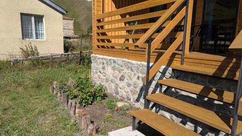 Ach'khoti House | Impressive M&M House Kazbegi: Guest Rated 9.7 with Kitchen
