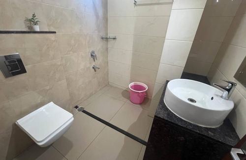 Dharwad Hotel | Outstanding M R Residency Dharwad - Family-Friendly Stay
