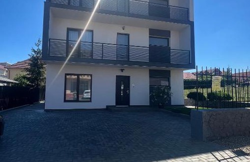 Sanmartin Apartment | Child-Friendly Stay at M&S Apartment 2 – Guest Rated 10/10