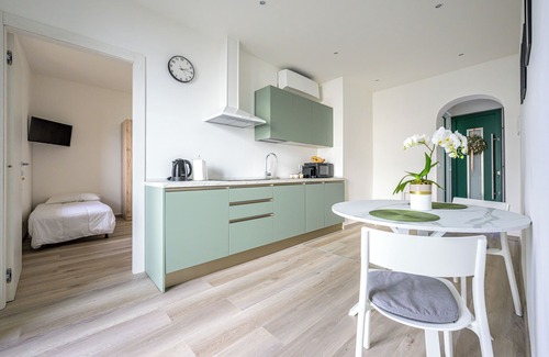 Roiano-Gretta-Barcola-Cologna-Scorcola Condo | M&S Holiday House - Apartment for 4/5 Guests Sea View