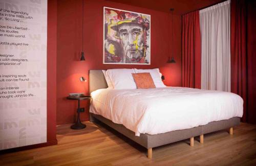 Leuven Hotel | Artistic M-Street Lodging with Self Check-In & Breakfast