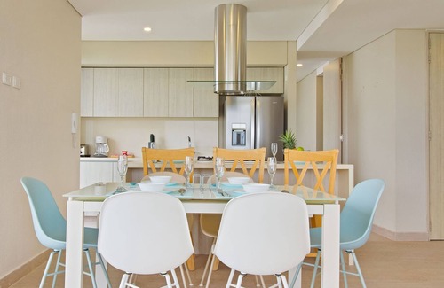La Boquilla Apartment | Relaxing Oceanfront Apartment with Hot Tub for 6 Guests