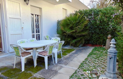 Marcelli Apartment | Guest Rated 10/10: Marcelli Apartment with Garden, Near Sea