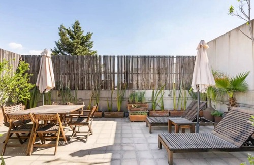La Condesa Apartment | Modern 2BR Apartment with Kitchen & Pet-Friendly Perks