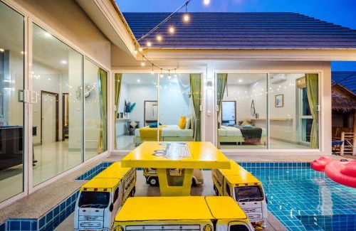Cha-am Villa | Experience M4 Billion Pool Villa with Oceanfront Amenities