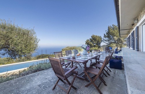 Banyalbufar Villa | Discover Villa Maracanda: Pet-Friendly Paradise in Banyalbufar