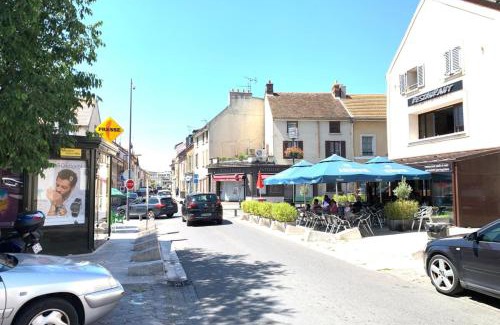 Quartier Massy-Opera I Apartment | Family-Friendly Stay at M8 Le vieux Massy near Orly Airport