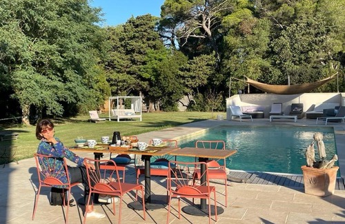 Salin-de-Giraud Bed & Breakfast | Explore Maébrilu Camargue Provence with Pool & Pet Friendly