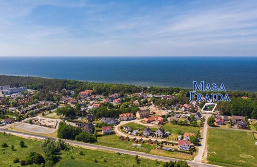 Pustkowo Cabin | Enchanting Mała Frajda: Pet-Friendly with Ocean Views