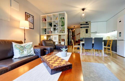 Poddabie House | Discover Mały Dąbek: Oceanfront Escape with Pool & Dining