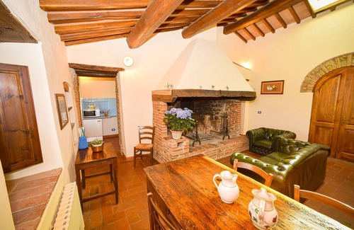 San Casciano in Val di Pesa Other | Guest Rated 10/10: Farmhouse Grinder with Pool & Spa