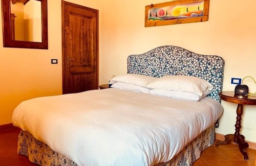 San Casciano in Val di Pesa Other | Guest Rated 10/10: Farmhouse Grinder with Pool & Spa